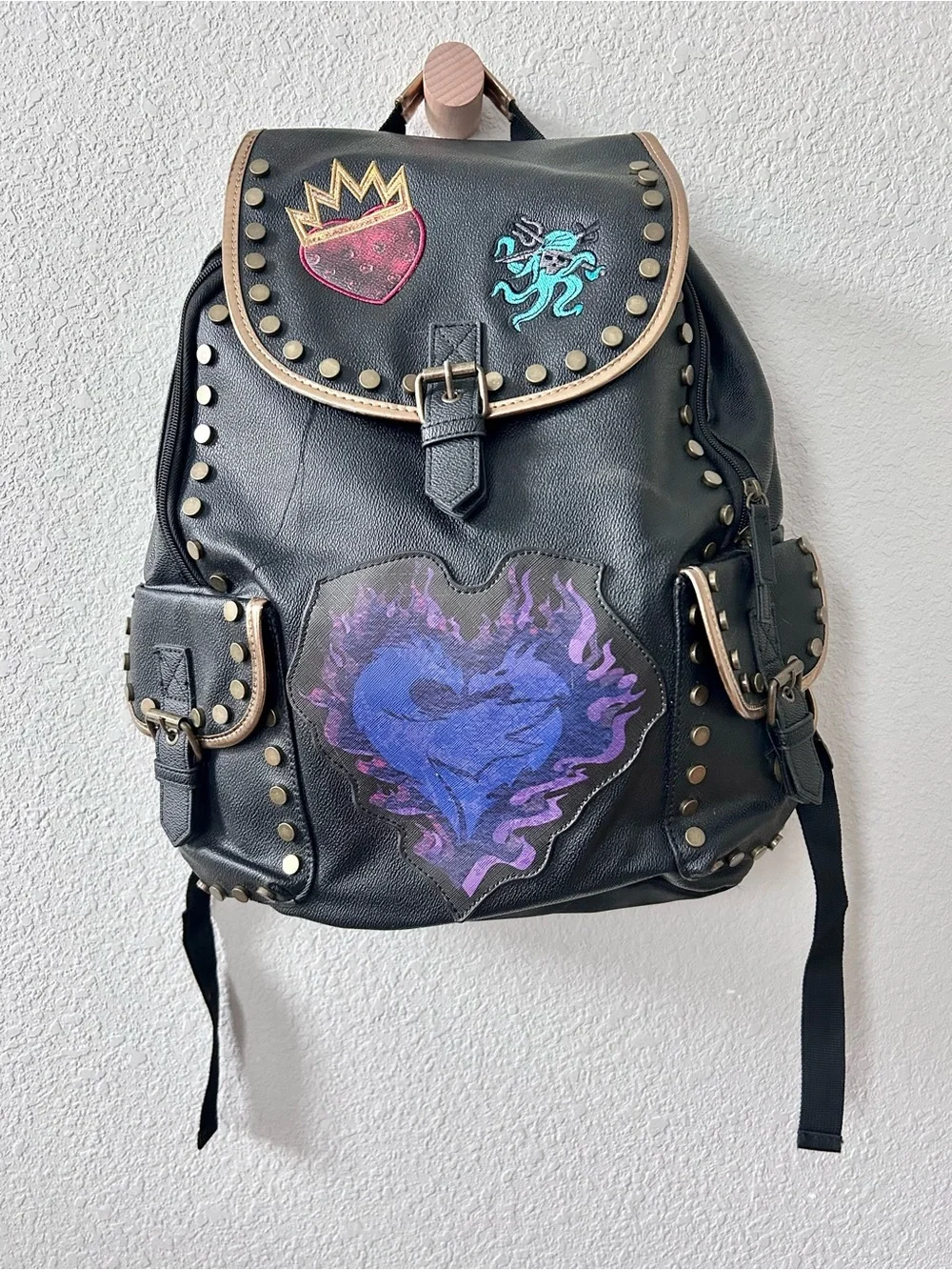 Disney Descendants 4 The Rise of Red Sleeping Beauty Store Park World Black Bag